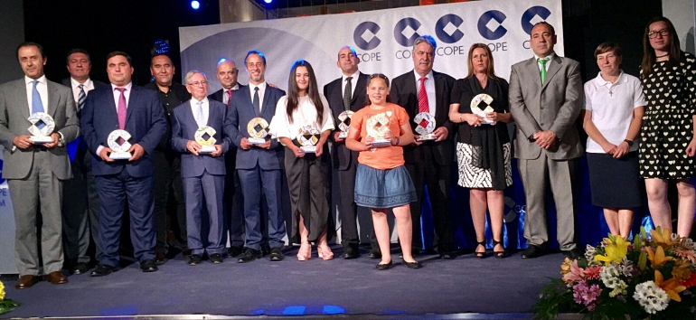 Foto de familia Gala XIV Premios COPE Ciudad Real