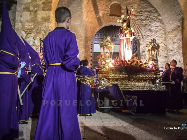 Pozuelo de Calatrava: La lluvia respetó la Procesión de Jesús Nazareno y de la Vera Cruz Cultura