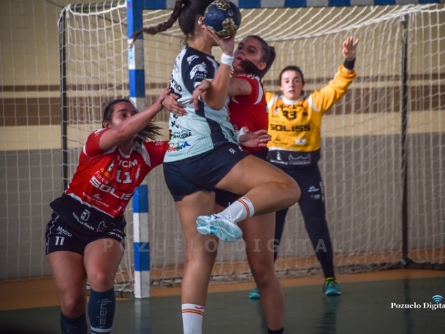 Partidazo del Soliss BM Pozuelo ante el BM Roquetas Deportes